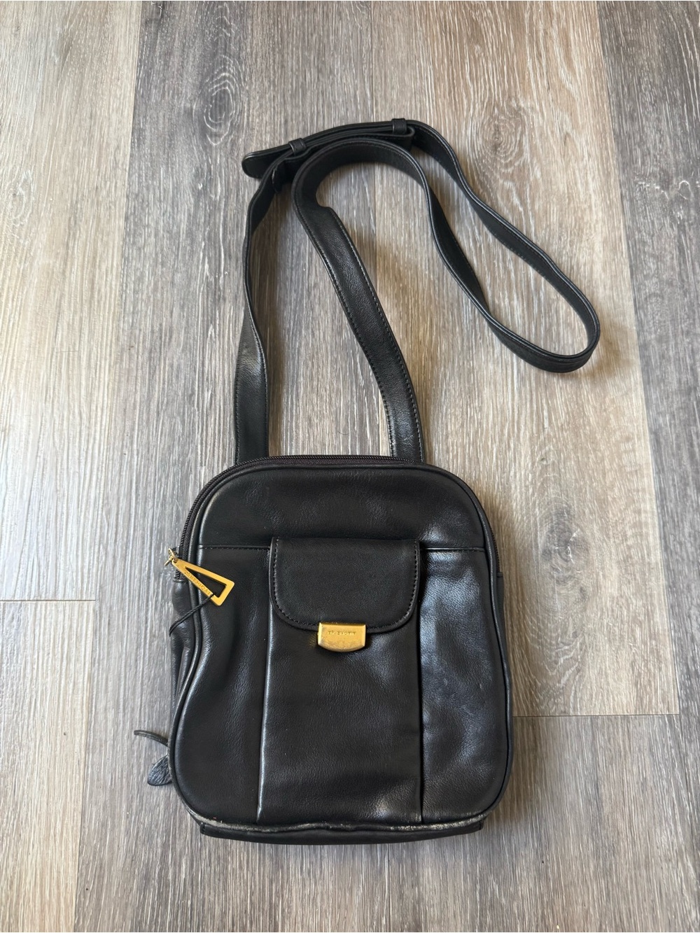 Vintage Sharif Black Leather Crossbody Bag with Gold Accents